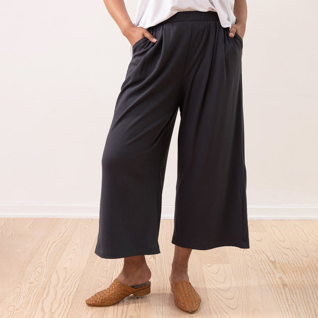 Pants Collection  Shop Canadian-Made Ethical Women's Clothing – Encircled