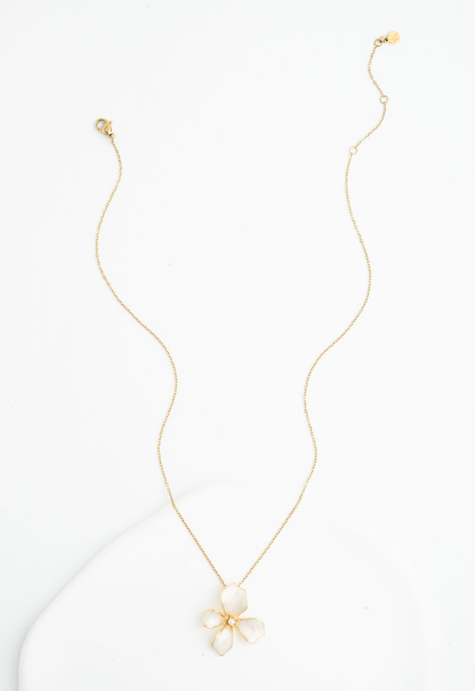 Hope in Bloom Necklace in Tuscan Tan