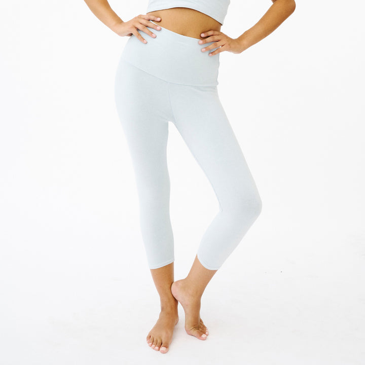 17" Naomi High-Waist Legging