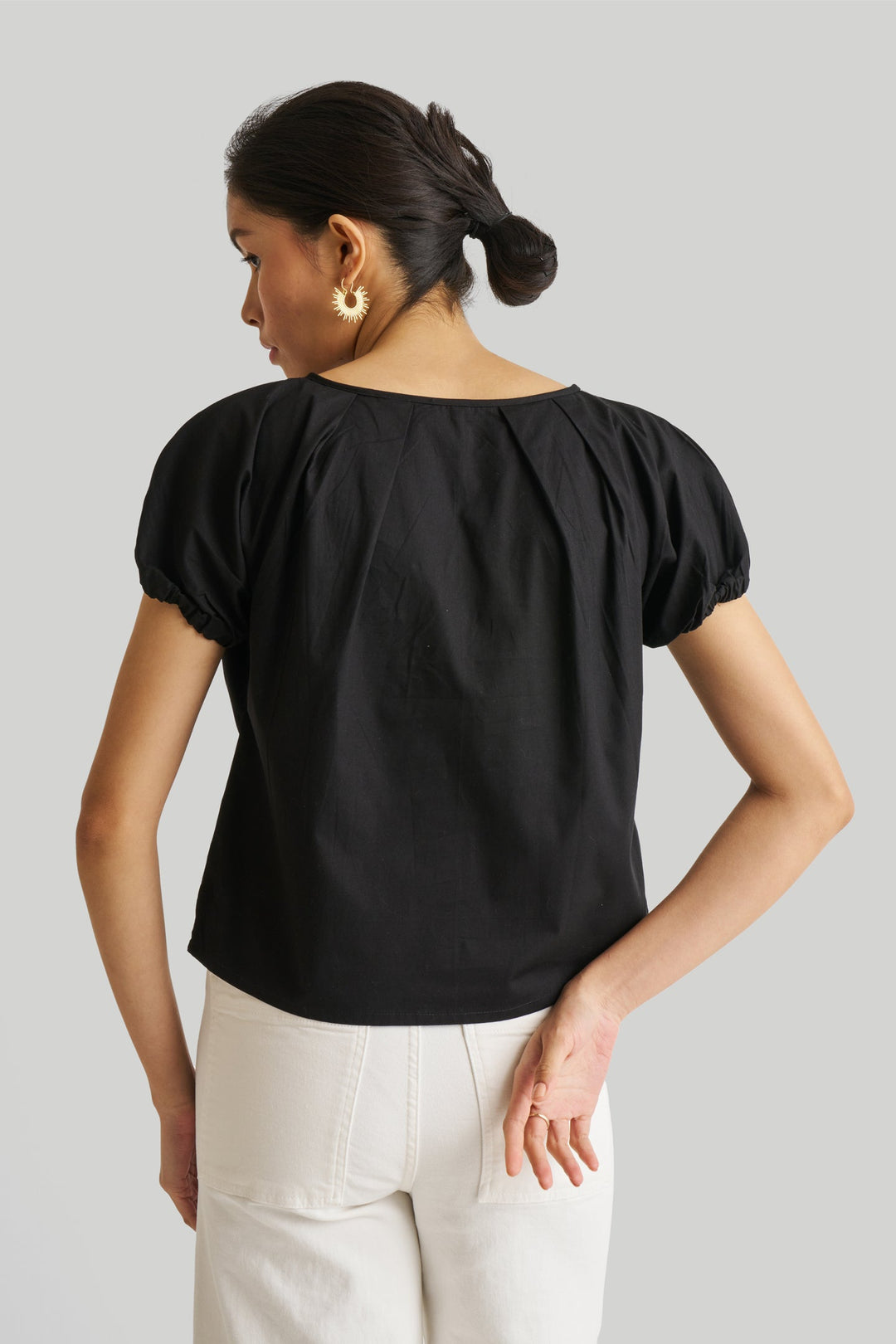 Balloon Sleeve Top in Black