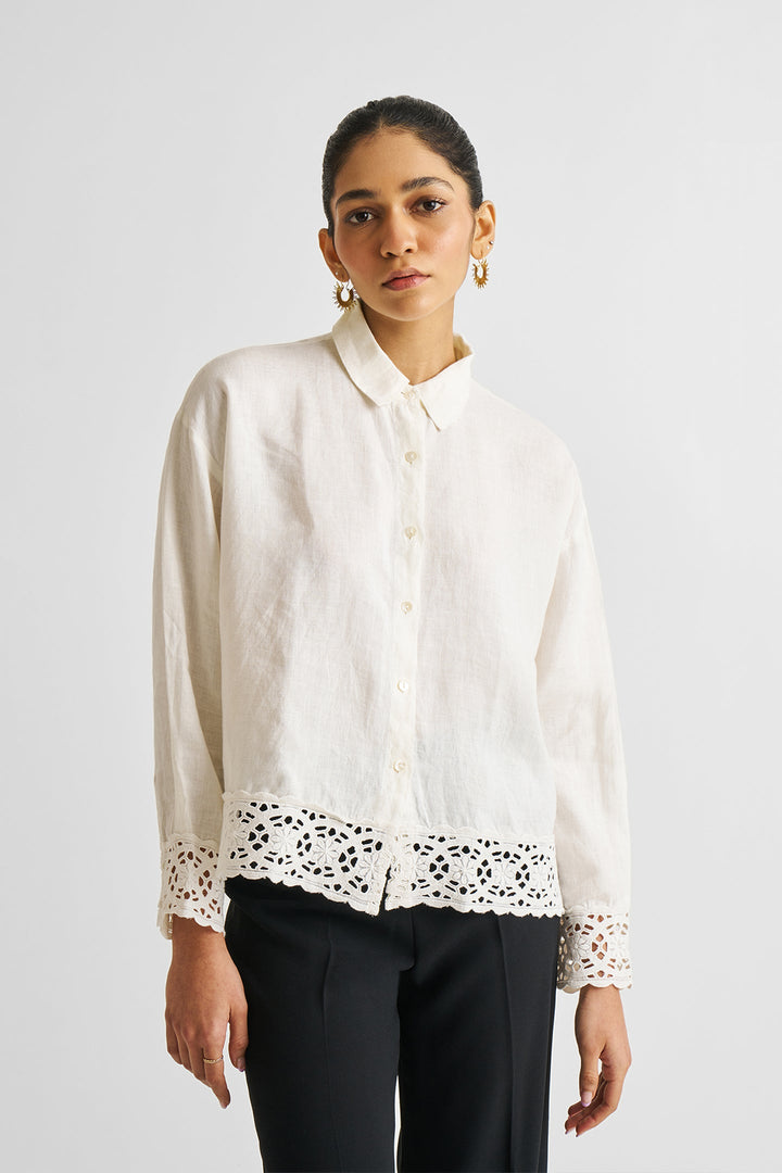 Button-down with Lace Shirt in Off-white