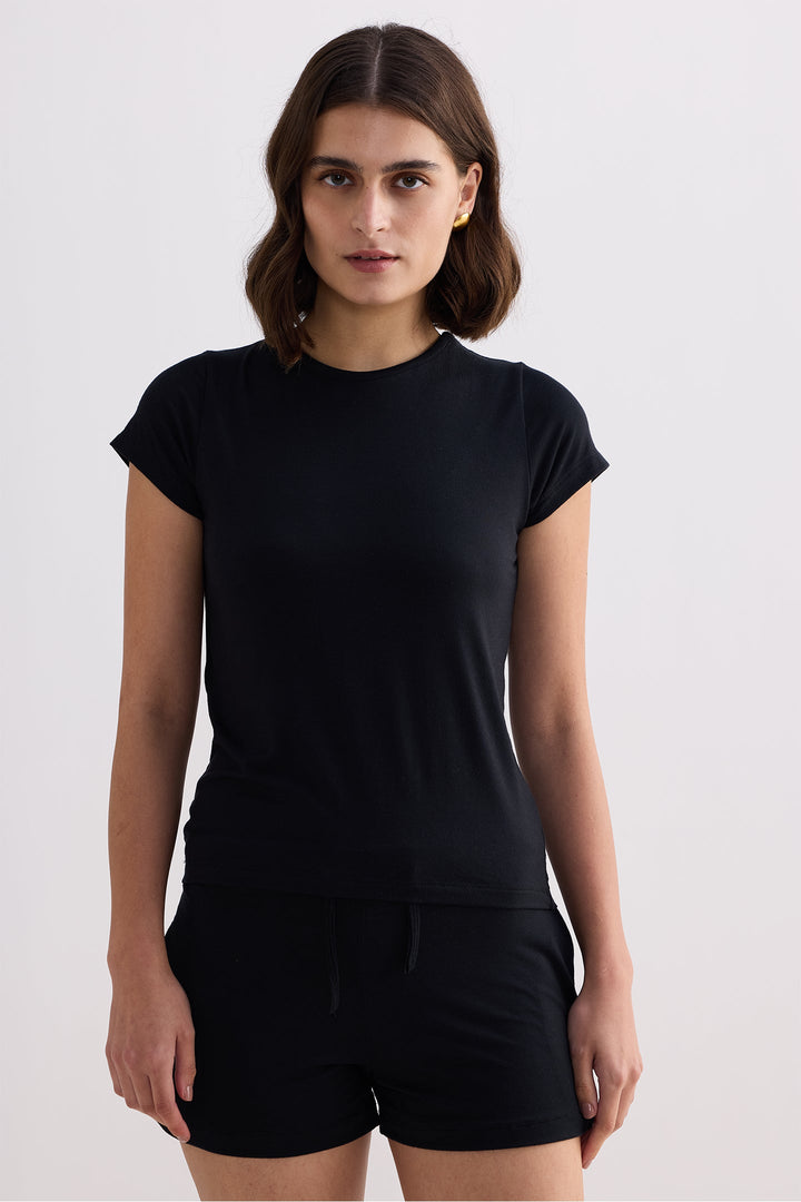 Essential Short Sleeve Tee Set in Black