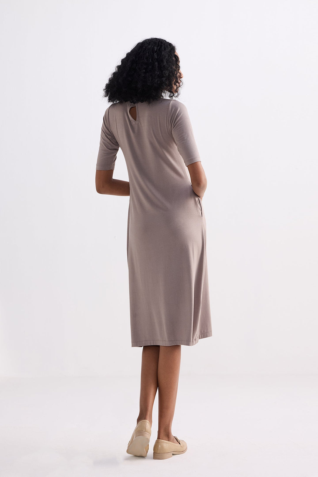 High Crew Neck Elbow Sleeves Fitted Dress in Dusty Brown