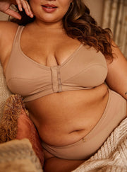 Warm Golden-Post Surgery Full Cup Front Closure Silk & Organic Cotton Mastectomy Bra with Removable Paddings
