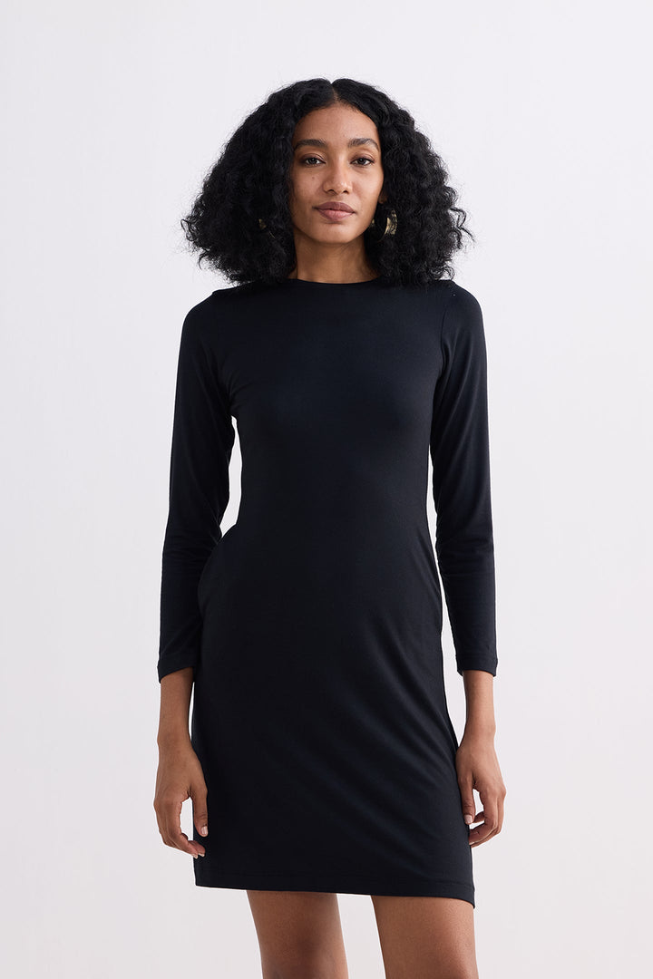 Long Sleeves Fitted Short Dress in Black