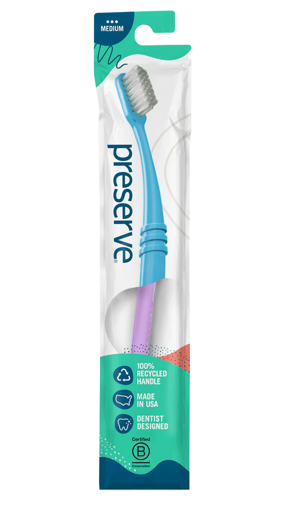 Toothbrush in Lightweight Pouch