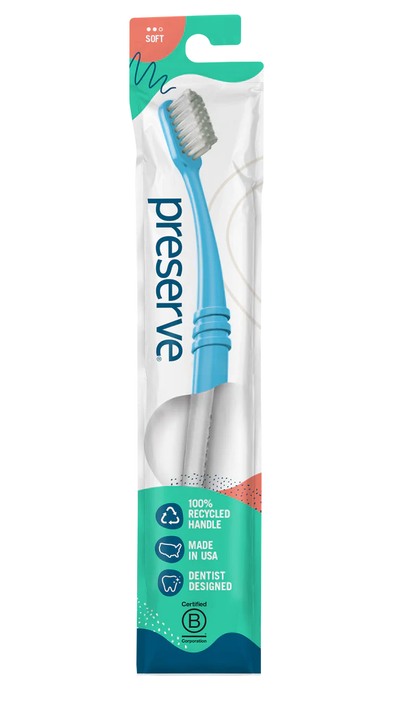 Toothbrush in Lightweight Pouch