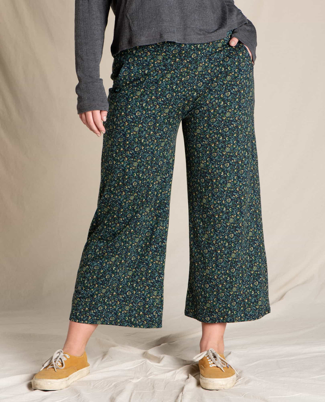 Chaka Wide Leg Pull On Pant