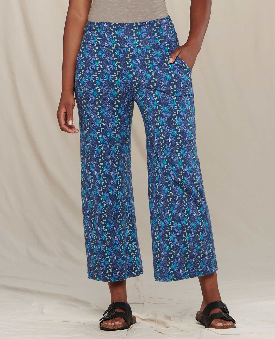 Chaka Wide Leg Pull On Pant