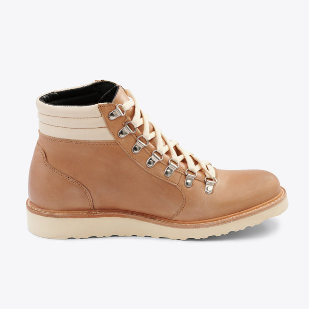 Go-To City Hiker Boot Almond