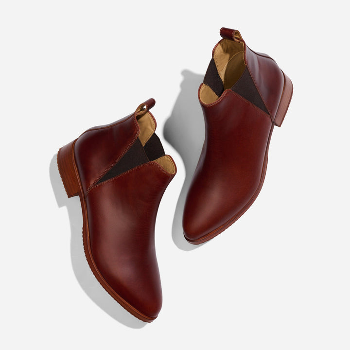 Eva Everyday Chelsea Boot Auburn