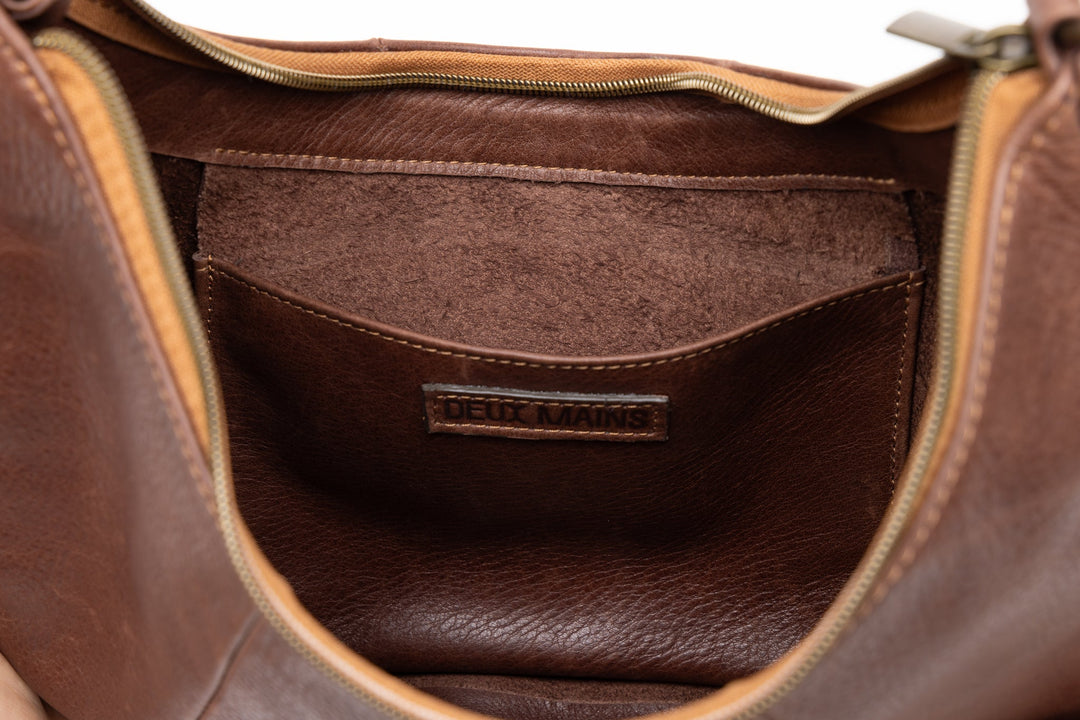 Saddle Shoulder Bag in Mahogany