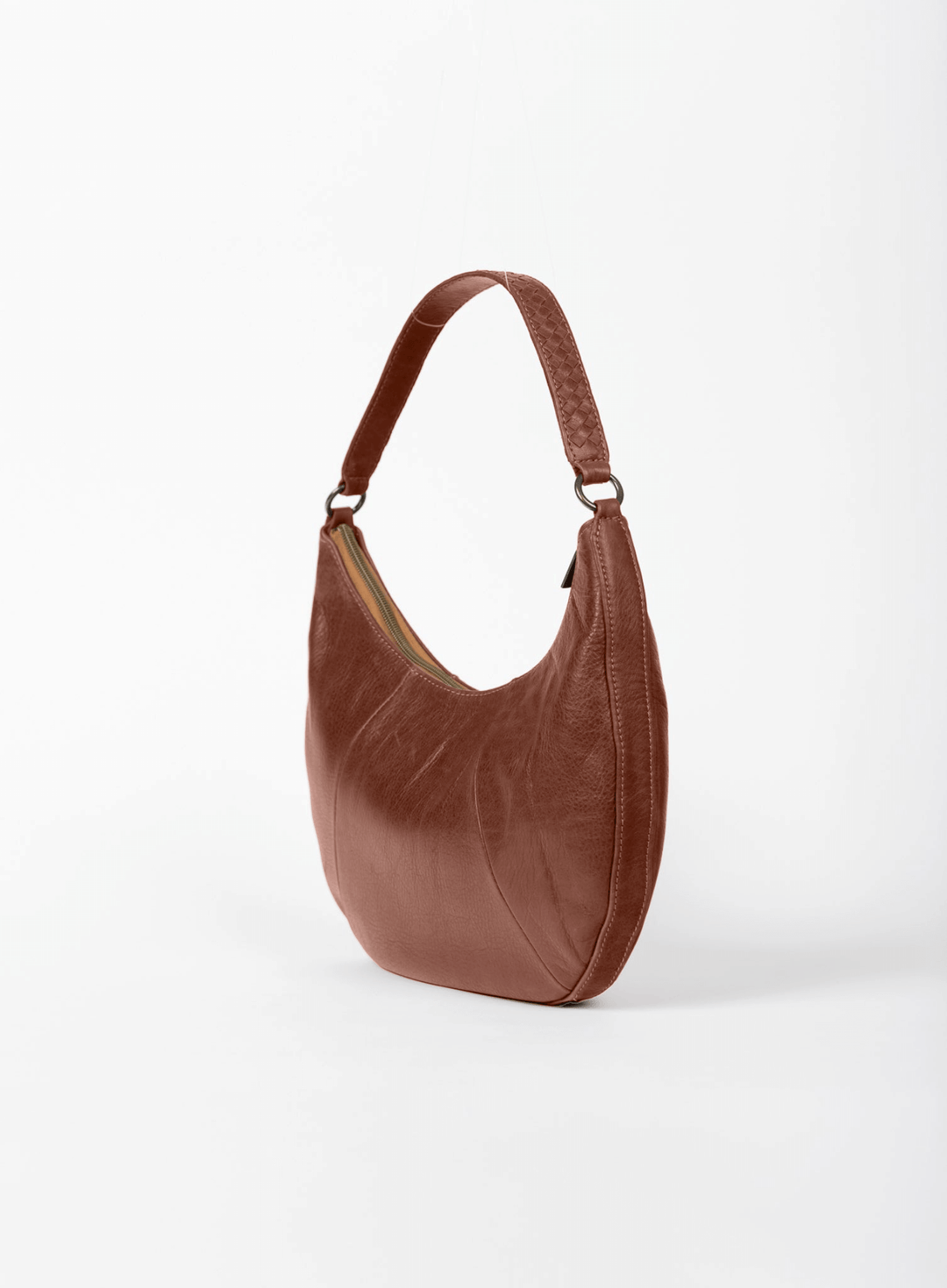 Saddle Shoulder Bag in Mahogany