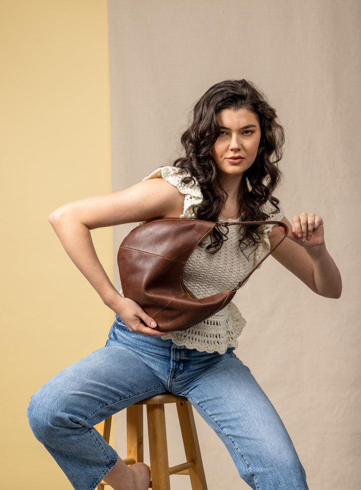 Saddle Shoulder Bag in Mahogany