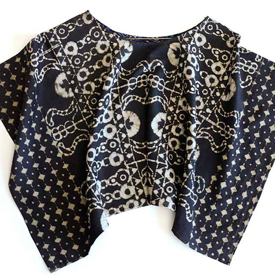 Travel Friendly Women's Wear | Black Lux Top