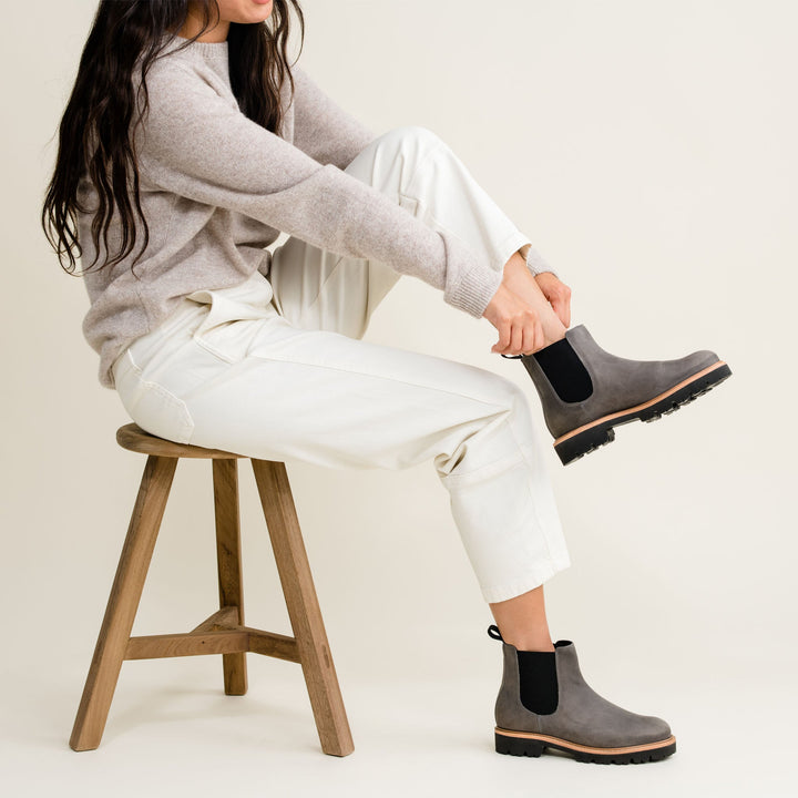 Go-To Lug Chelsea Boot 2.0 Grey