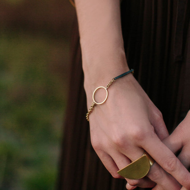Embrace Link Bracelet | Brass
