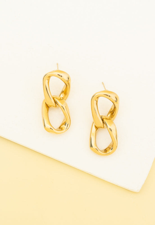 Linked Together Earrings in Gold