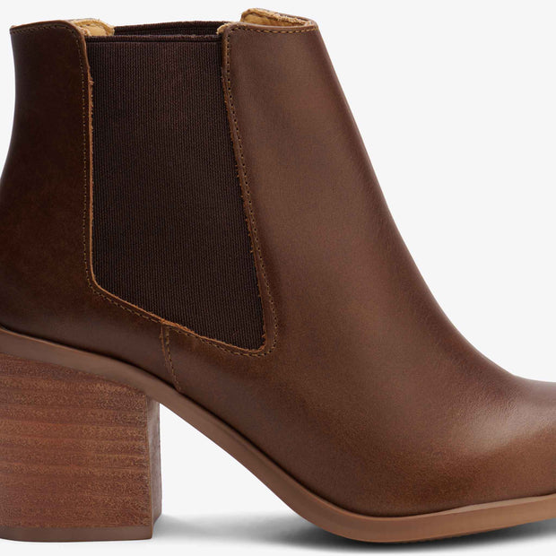 Heeled Chelsea Commuter Boot Chocolate