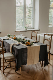 Linen tablecloth in Charcoal