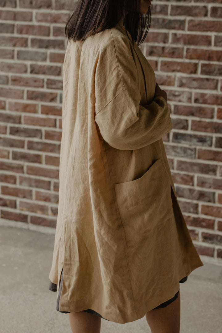 Vilnius mid-length linen coat