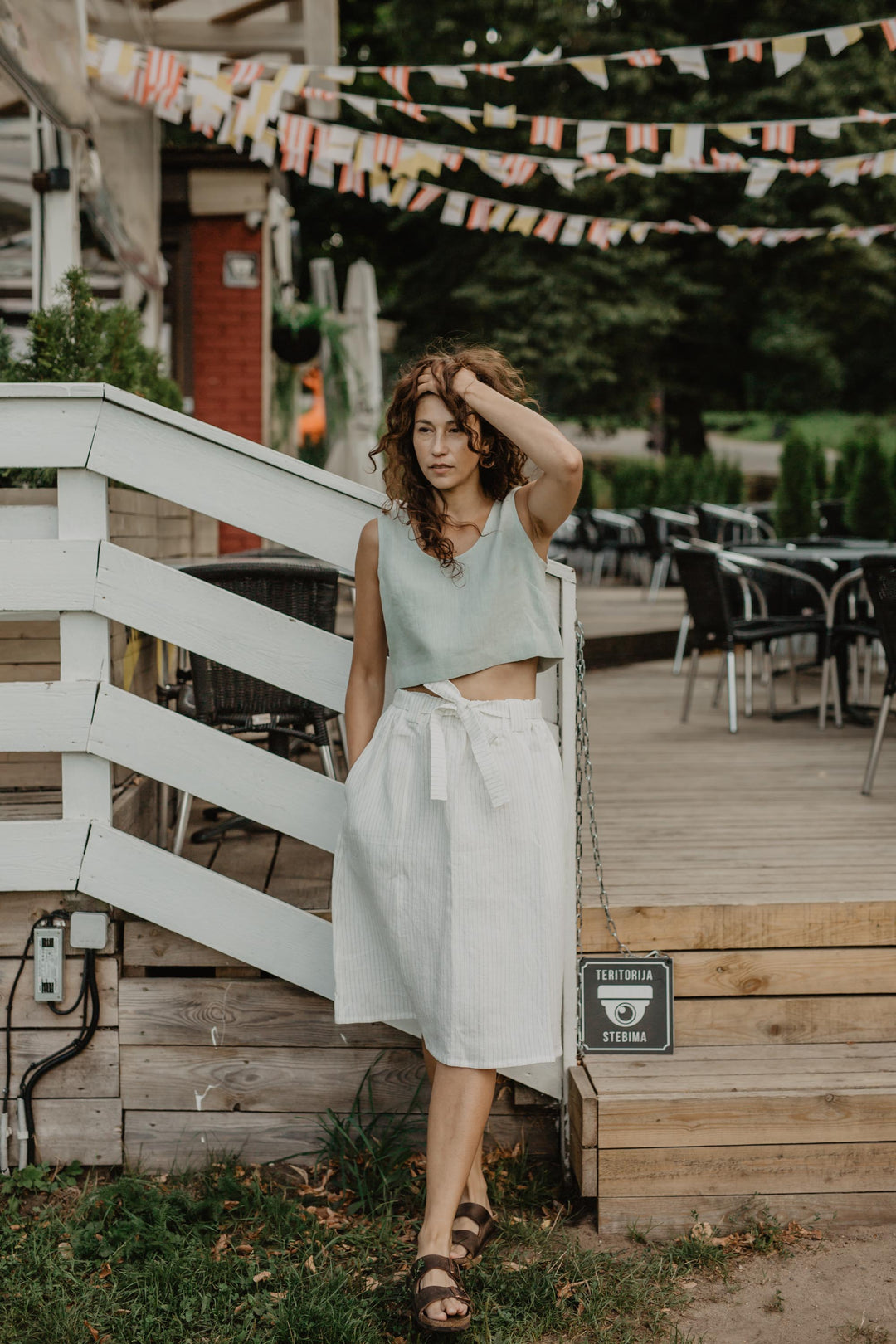 Bergen mid-length linen skirt