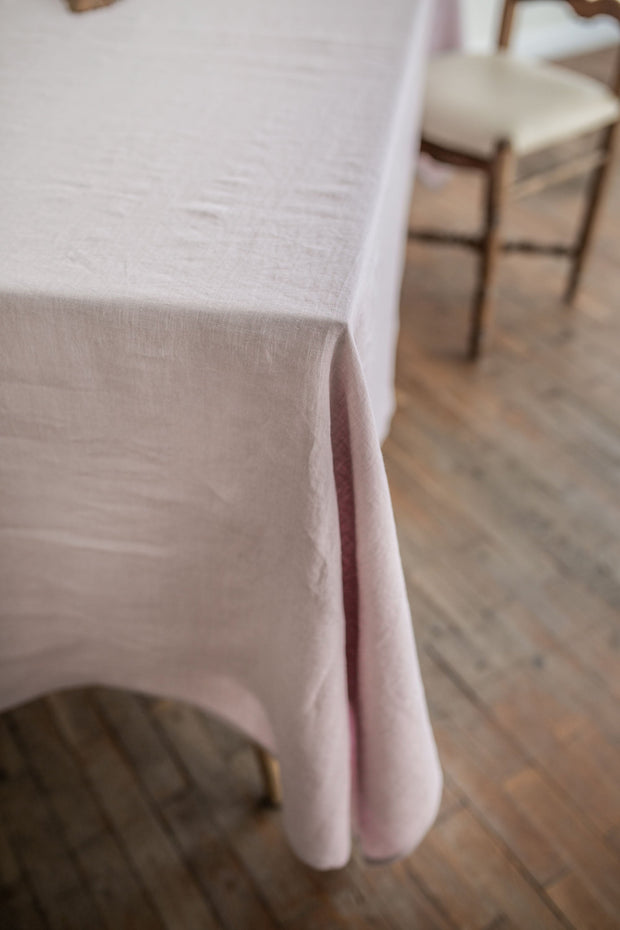 Linen tablecloth in Dusty Rose