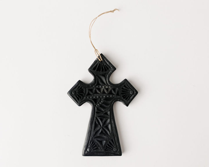 Barro Negro Small Cross