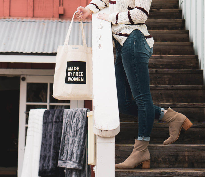 MARKET TOTE MADE BY FREE WOMEN SQUARE