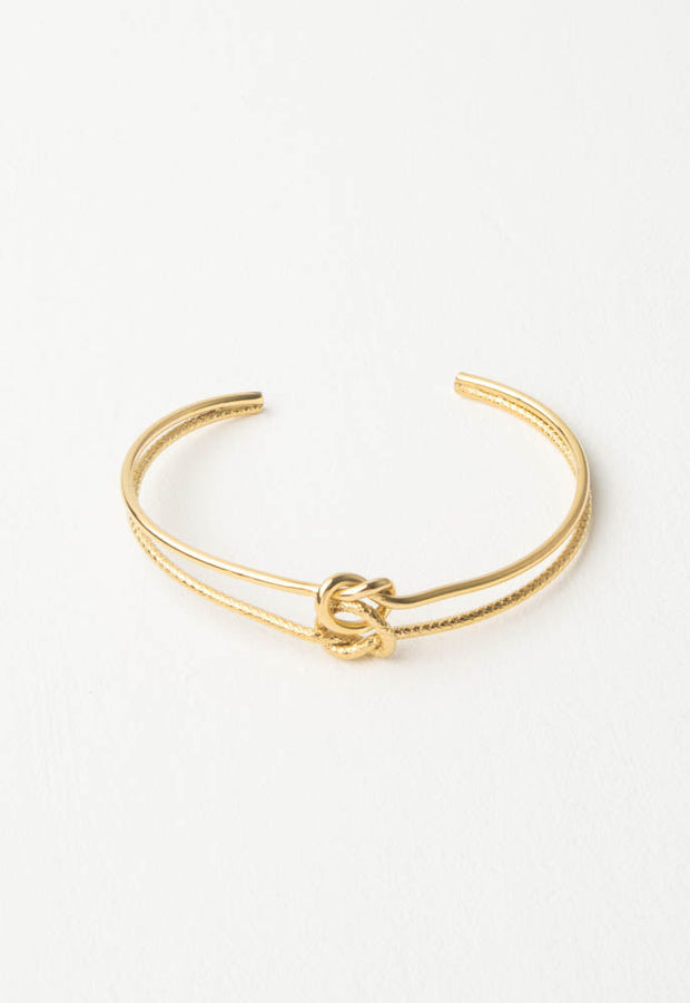 Knot Alone Gold Bracelet