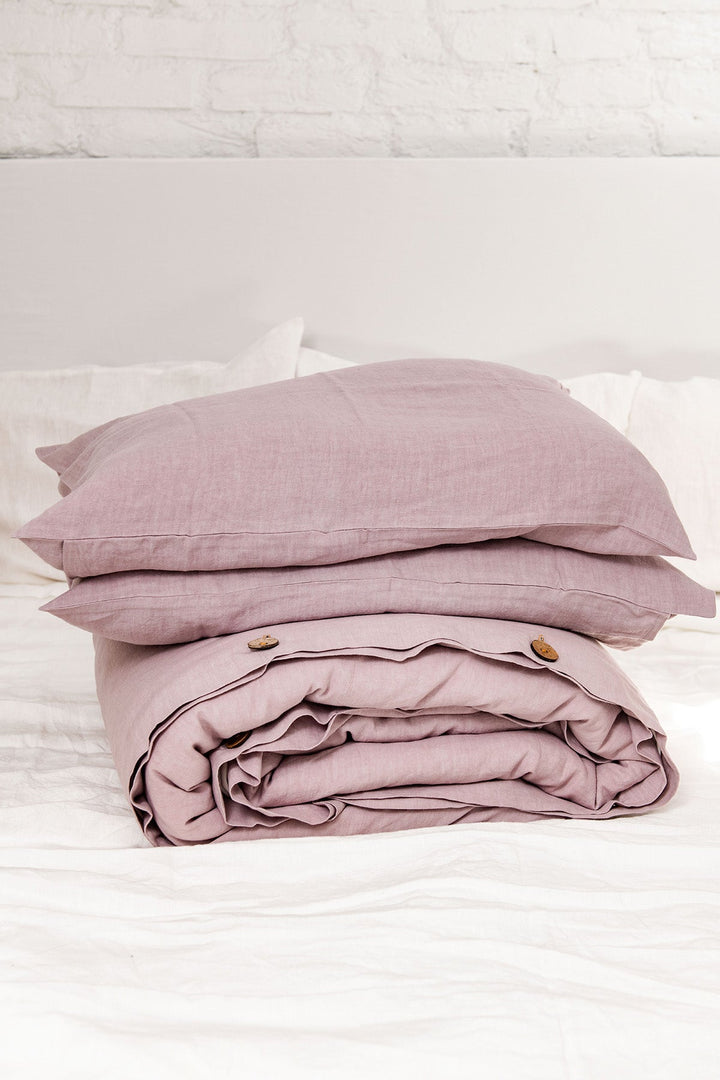 Linen bedding set in Dusty Rose