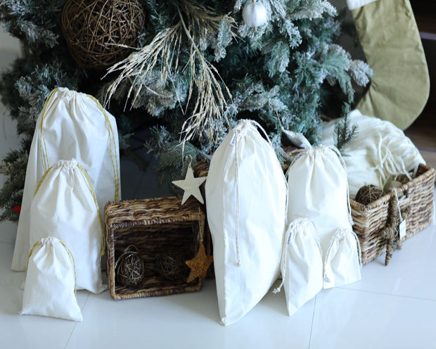Natural Fabric Gift Wrapping