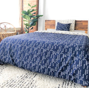 Organic Cotton Reversible Duvet Cover in Stylized Feather/Art Deco Navy + Cream