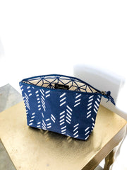 Art Deco/Stylized Feather Makeup Bag in Navy & Cream