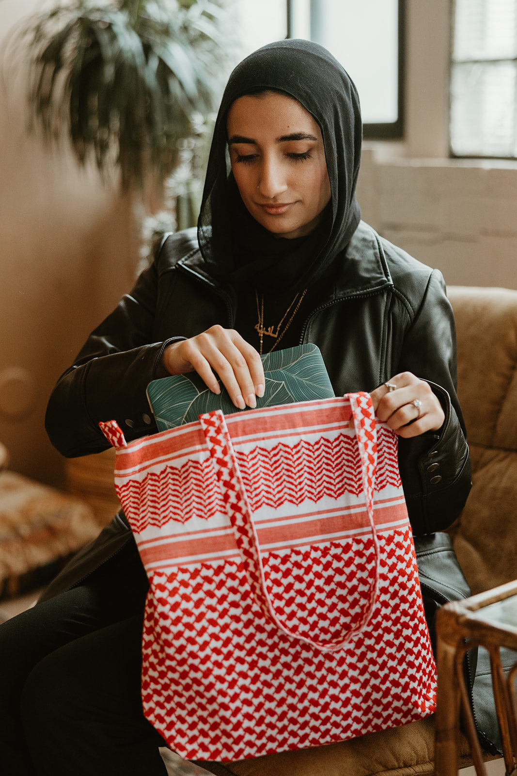 Kuffiyah Red and White Tote Bag