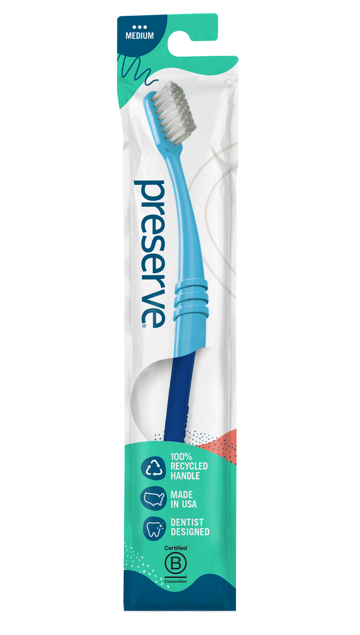 Toothbrush in Lightweight Pouch