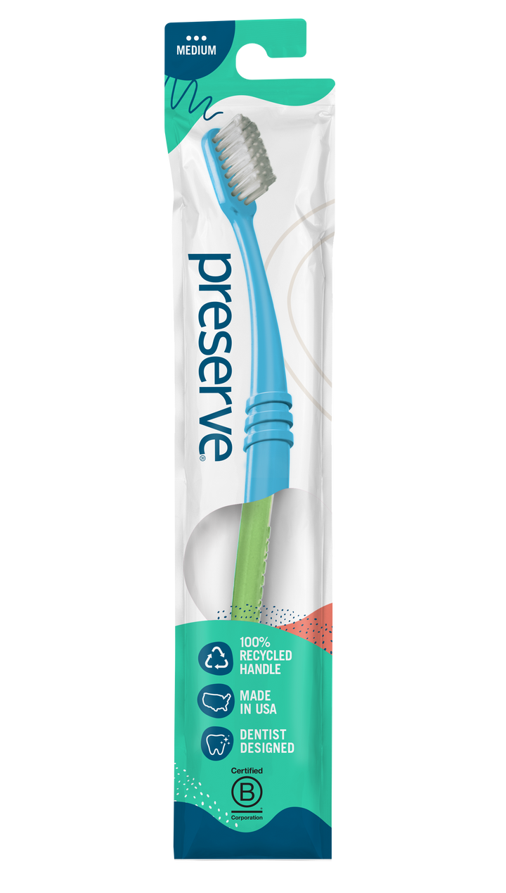 Toothbrush in Lightweight Pouch