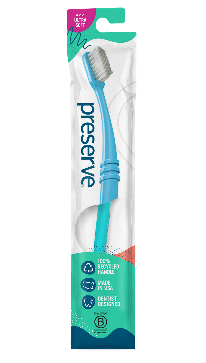 Toothbrush in Lightweight Pouch