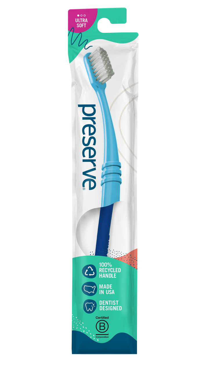 Toothbrush in Lightweight Pouch