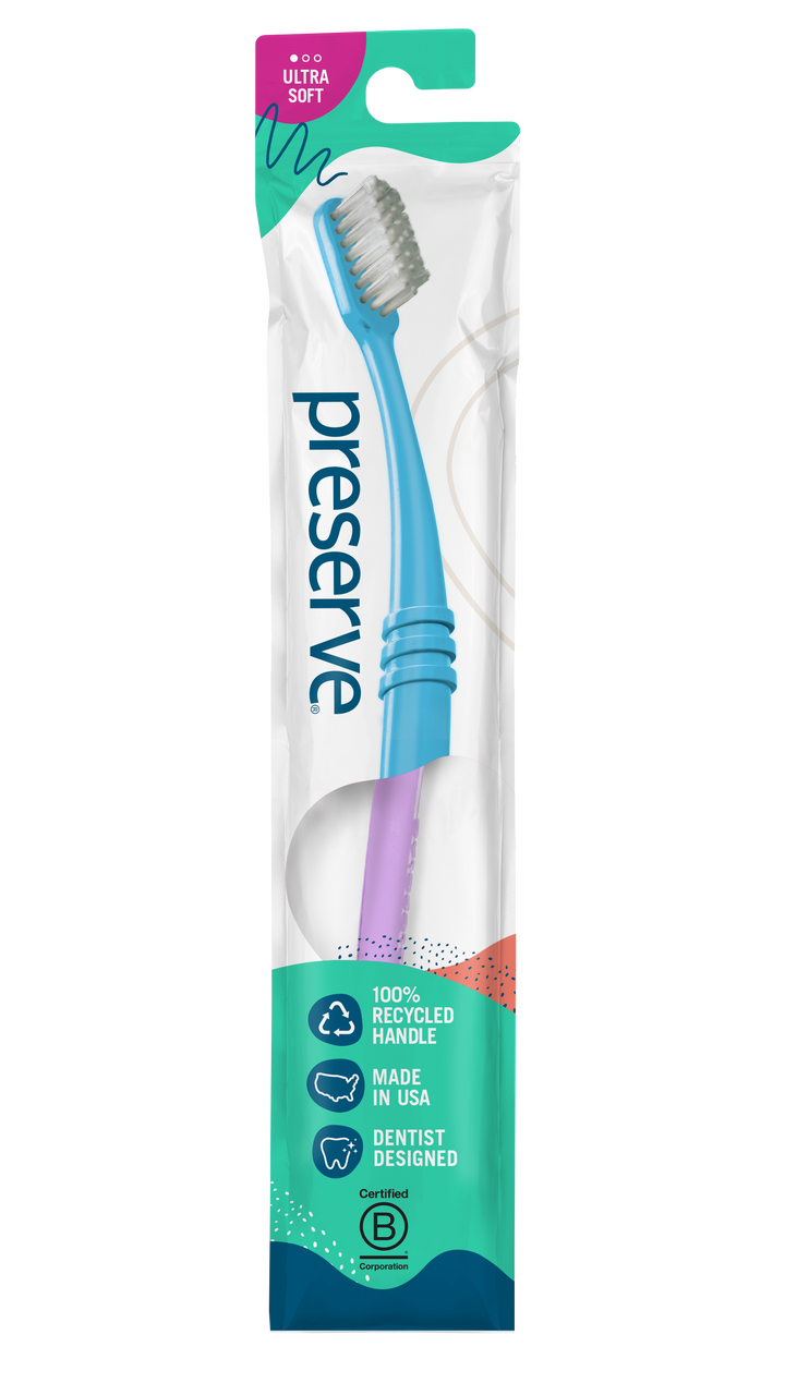 Toothbrush in Lightweight Pouch