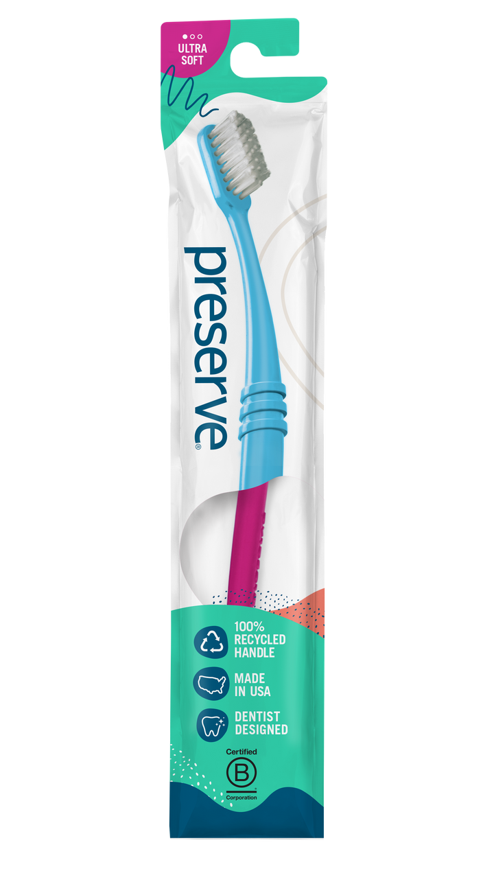 Toothbrush in Lightweight Pouch