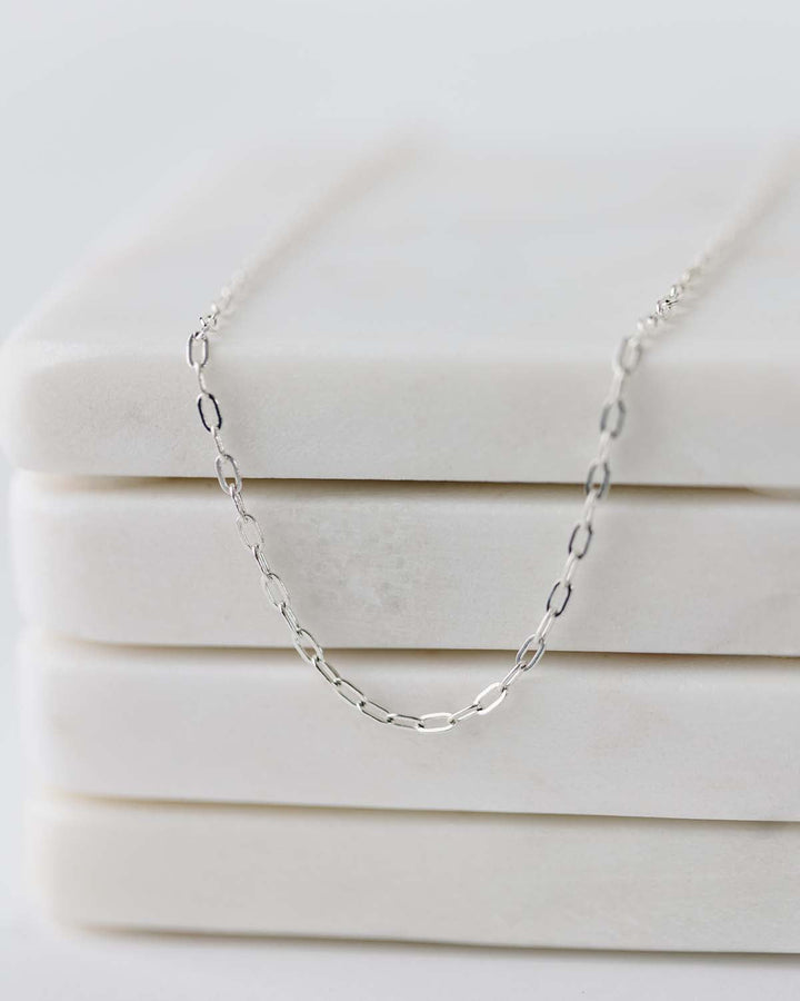 Everlie Paperclip Chain Necklace