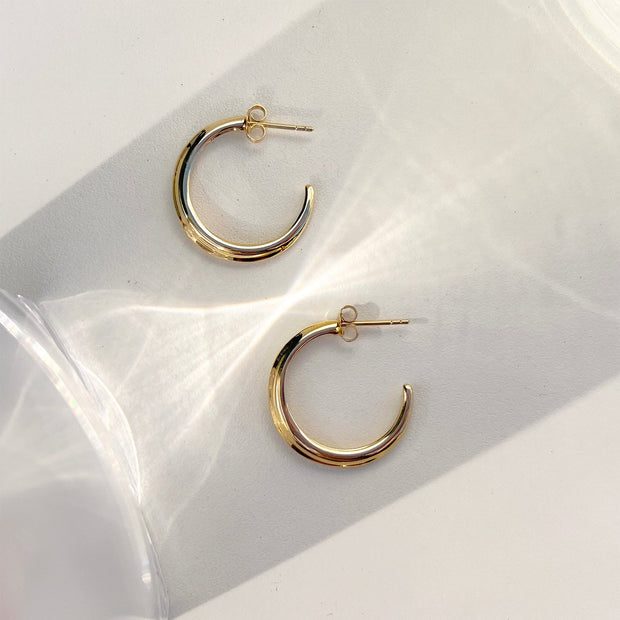 Crescent Hoop Earrings in Gold, Medium