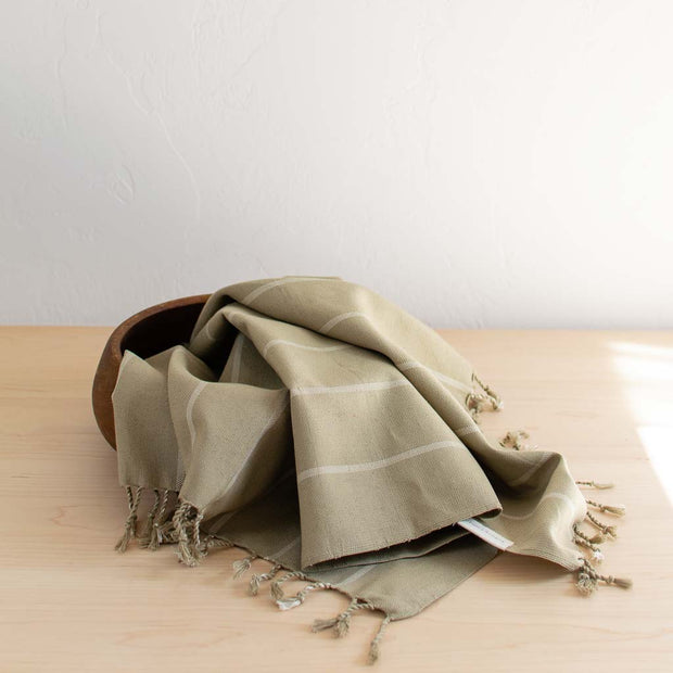 Oversized Woven Hand Towel in Taupe
