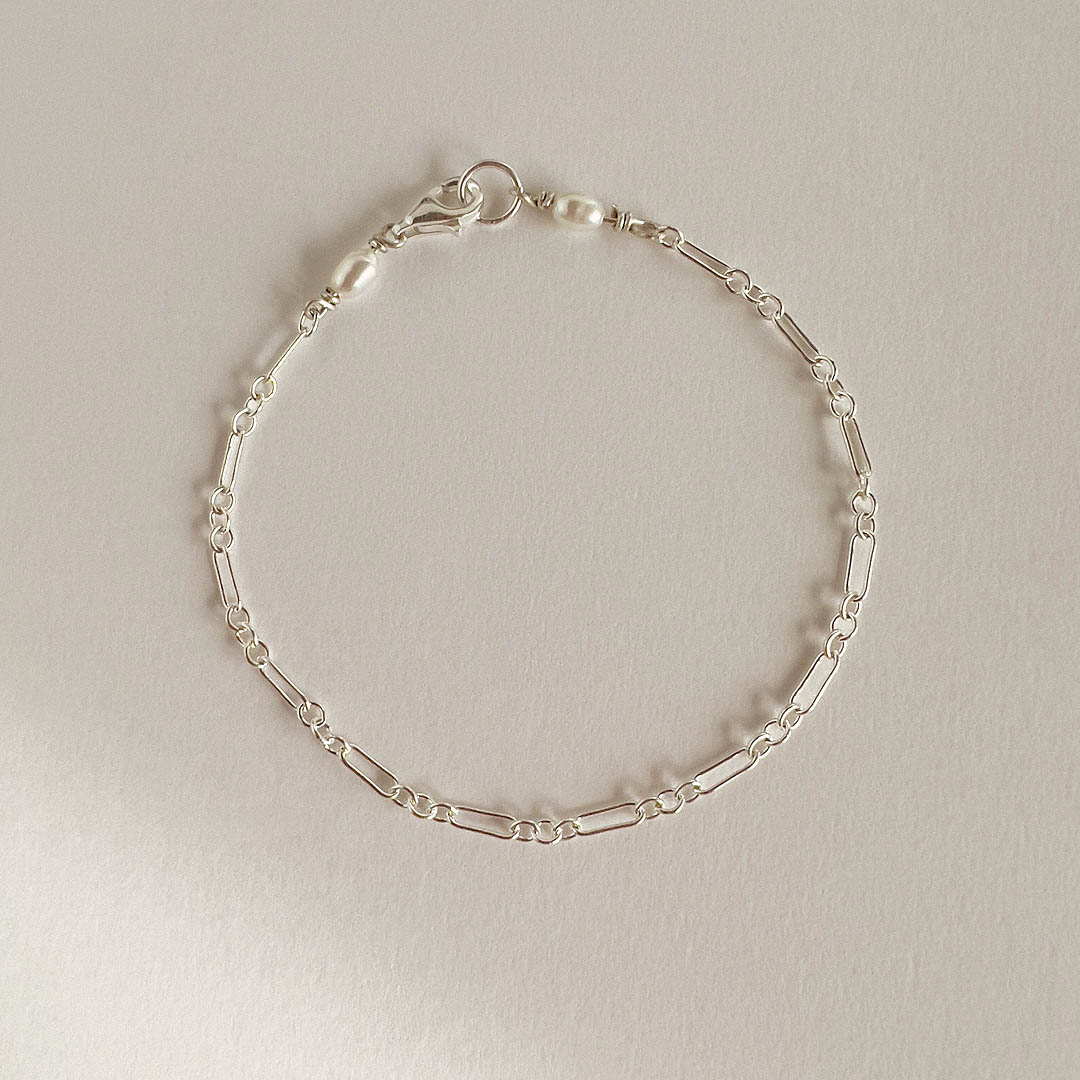 Lily Chain Bracelet