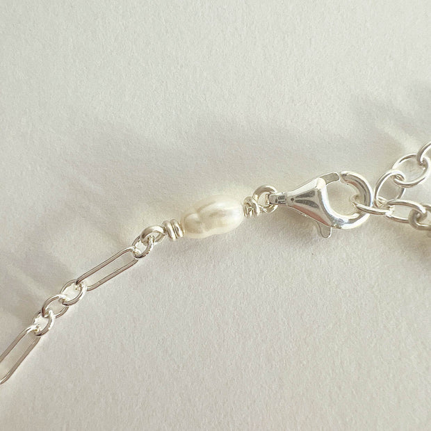 Lily Chain Bracelet