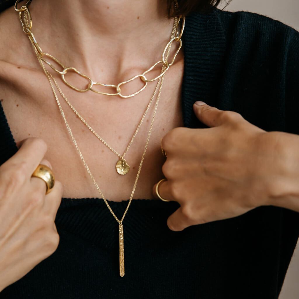 Minimal Stick Necklace - Hammered Brass