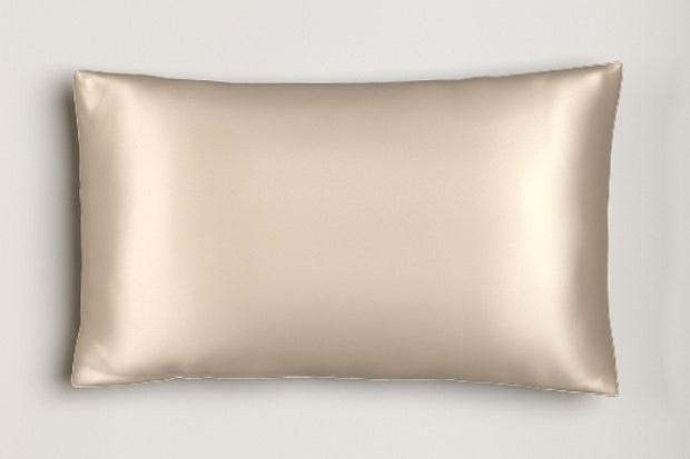 PlushBeds Pure Silk Pillowcase