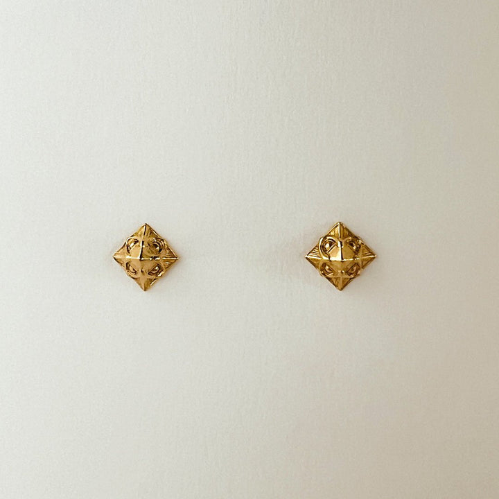 Pyramid Stud Earrings - 18k Gold