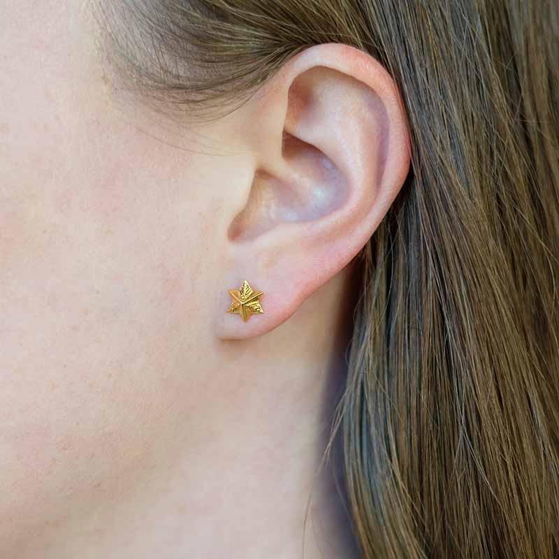 Star Stud Earrings - 18k Gold